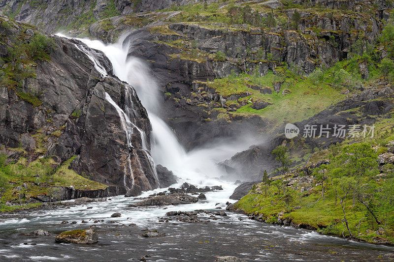 nykkjeyyfossen Waterfall, Hordaland, Norway报道